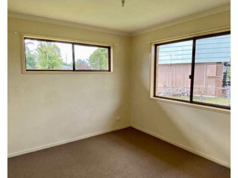 2/12 Hazelnut Dr, Caboolture South QLD 4510