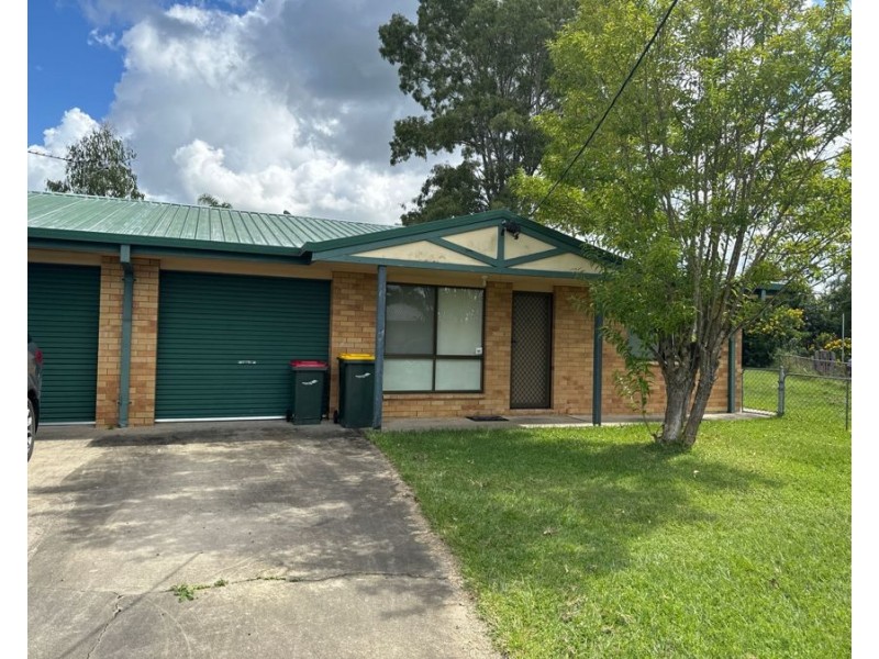 2/12 Hazelnut Dr, Caboolture South QLD 4510