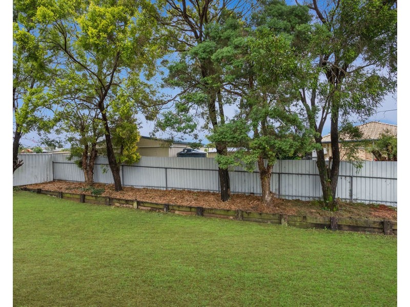 16 Reif Street, Flinders View QLD 4305