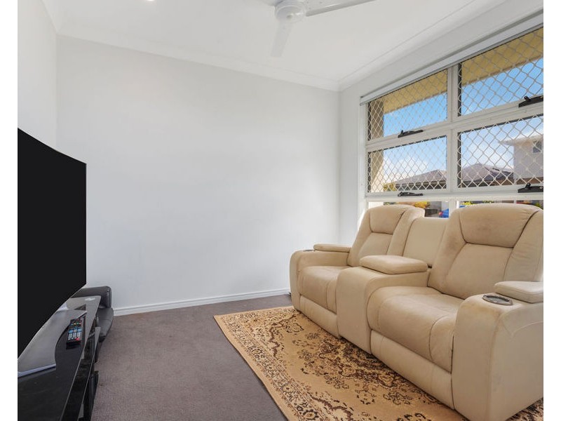24 Tambor Crescent, Pallara QLD 4110