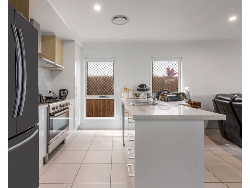 24 Tambor Crescent, Pallara QLD 4110