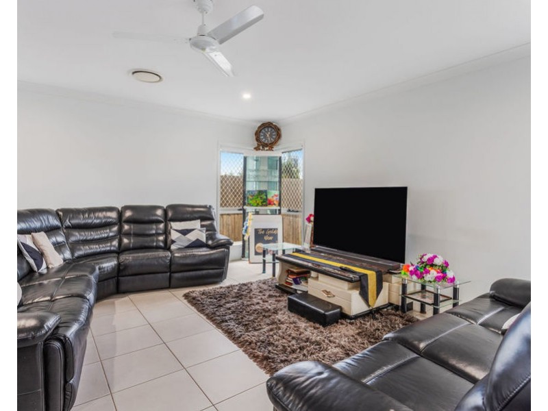 24 Tambor Crescent, Pallara QLD 4110