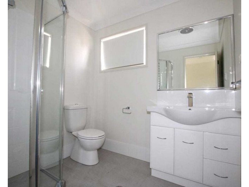 2/90 Bambil St, Marsden QLD 4132