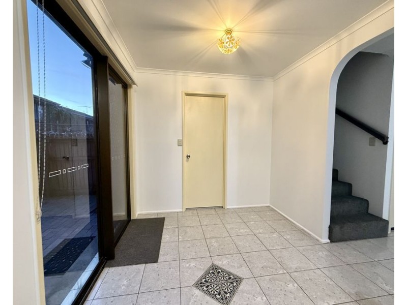 33/28 Chambers Flat Rd, Waterford QLD 4133