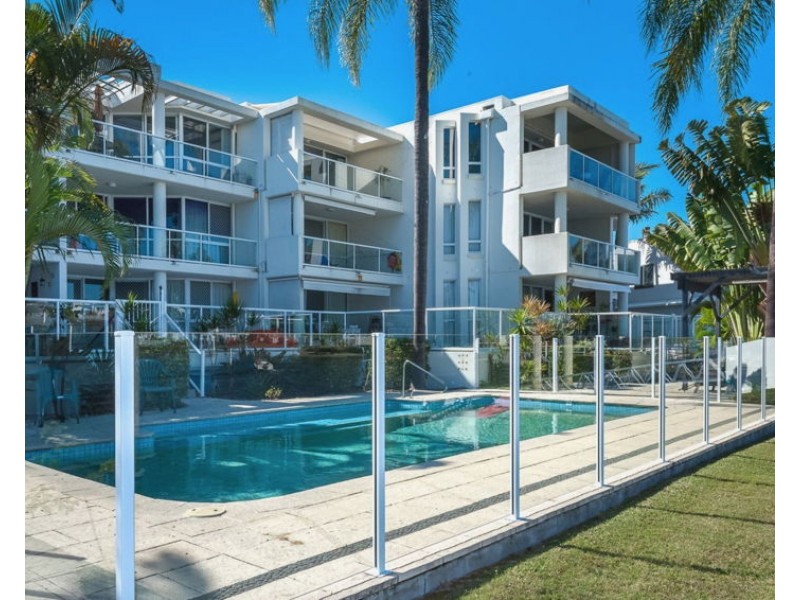 22/52 Back St, Biggera Waters QLD 4216