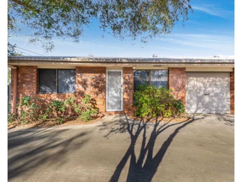 2/33 McKean St, Caboolture QLD 4510