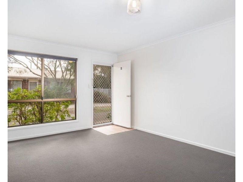 2/33 McKean St, Caboolture QLD 4510