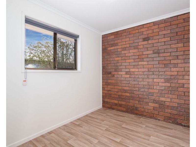 2/33 McKean St, Caboolture QLD 4510