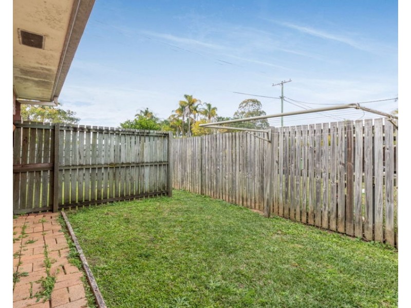 2/33 McKean St, Caboolture QLD 4510