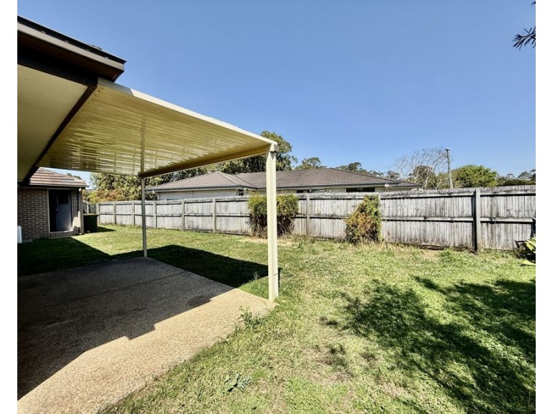 4 Glennis Ct, Bellmere QLD 4510