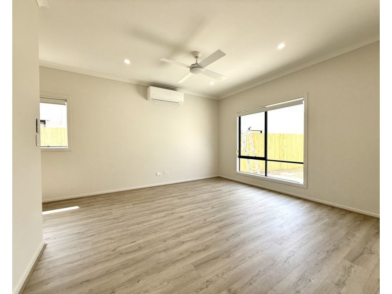 55 Bayliss Road, South Ripley QLD 4306