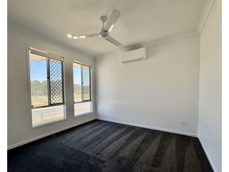 11 Cornell Street, Collingwood Park QLD 4301