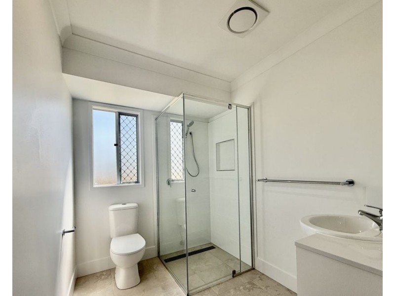 11 Cornell Street, Collingwood Park QLD 4301