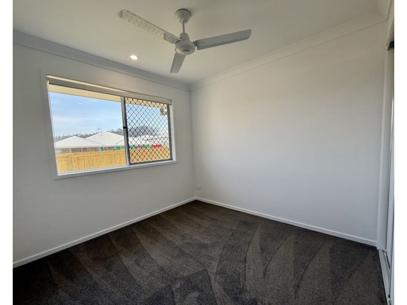 11 Cornell Street, Collingwood Park QLD 4301