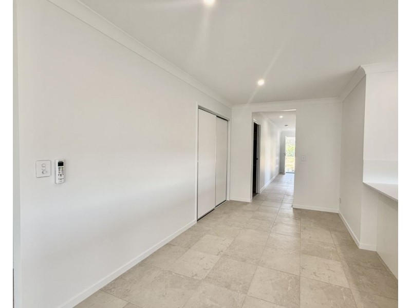 11 Cornell Street, Collingwood Park QLD 4301