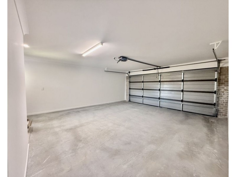 11 Cornell Street, Collingwood Park QLD 4301