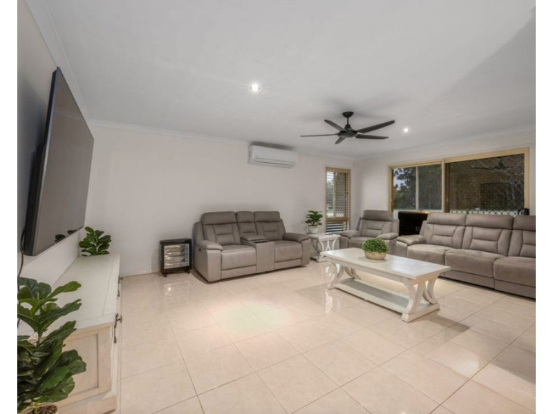 20 Mellor Pl, Brassall QLD 4305