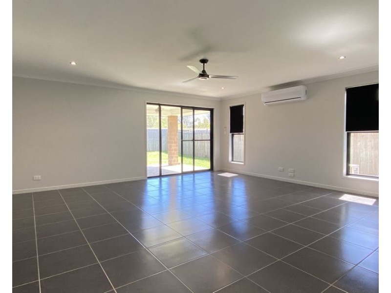 43 Mackellar way, Walloon QLD 4306