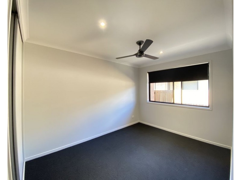 43 Mackellar way, Walloon QLD 4306