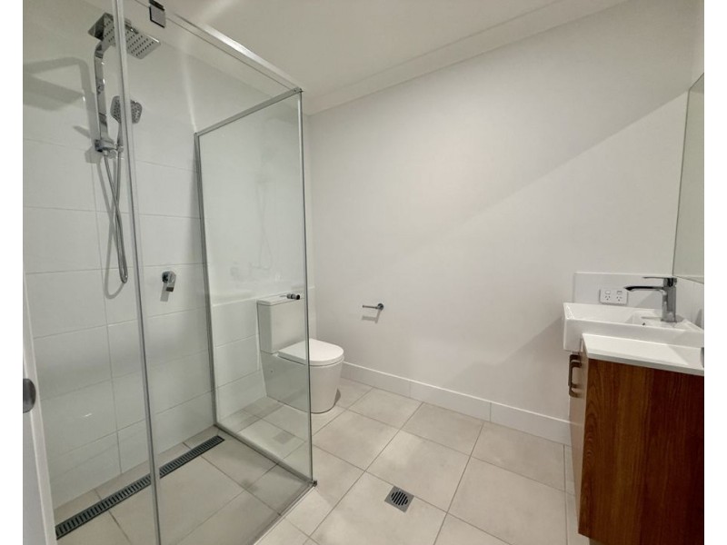 11 Glenthorne Street, Redland Bay QLD 4165