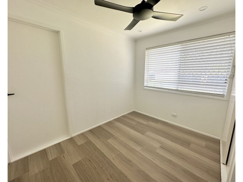 23 Trevor St, Beachmere QLD 4510