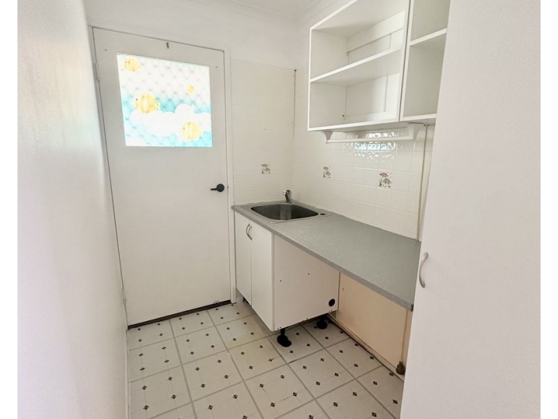 23 Trevor St, Beachmere QLD 4510