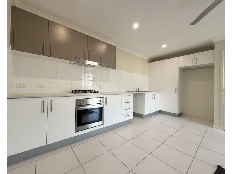 1/44 Baden Jones Way, North Booval QLD 4304