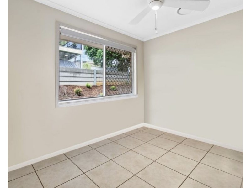 5 Ashfield St, North Ipswich QLD 4305
