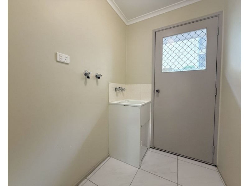5 Ashfield St, North Ipswich QLD 4305