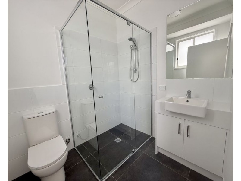 1/34 Carousel Street, Hillcrest QLD 4118