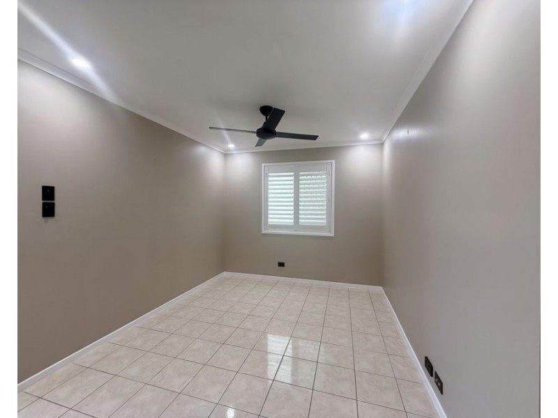 3 Hawke Avenue, Collingwood Park QLD 4301