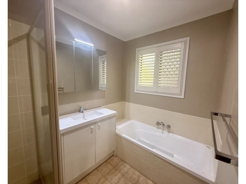 3 Hawke Avenue, Collingwood Park QLD 4301