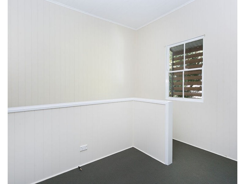 26 Lusitania Street, Newtown QLD 4305