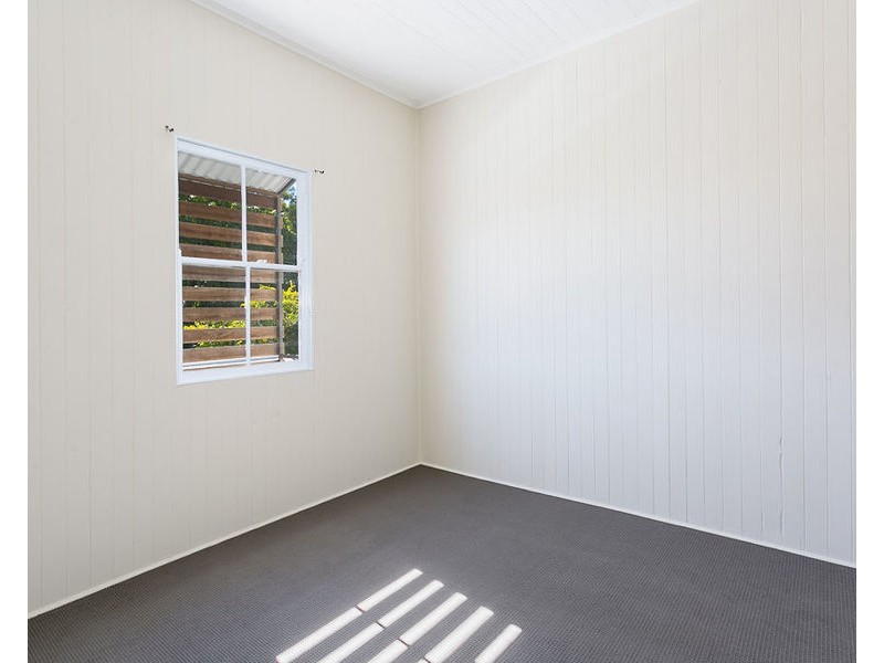 26 Lusitania Street, Newtown QLD 4305