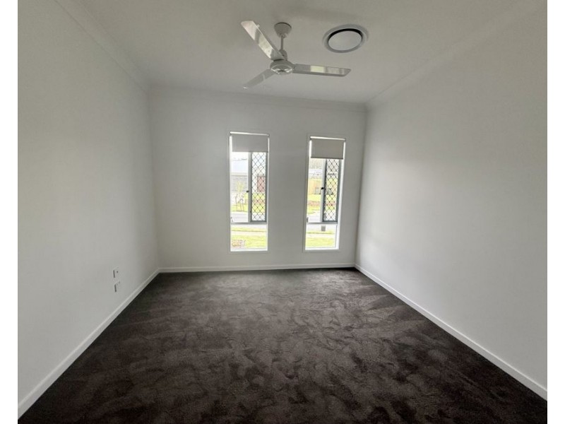 12 Cooper Drive, Collingwood Park QLD 4301