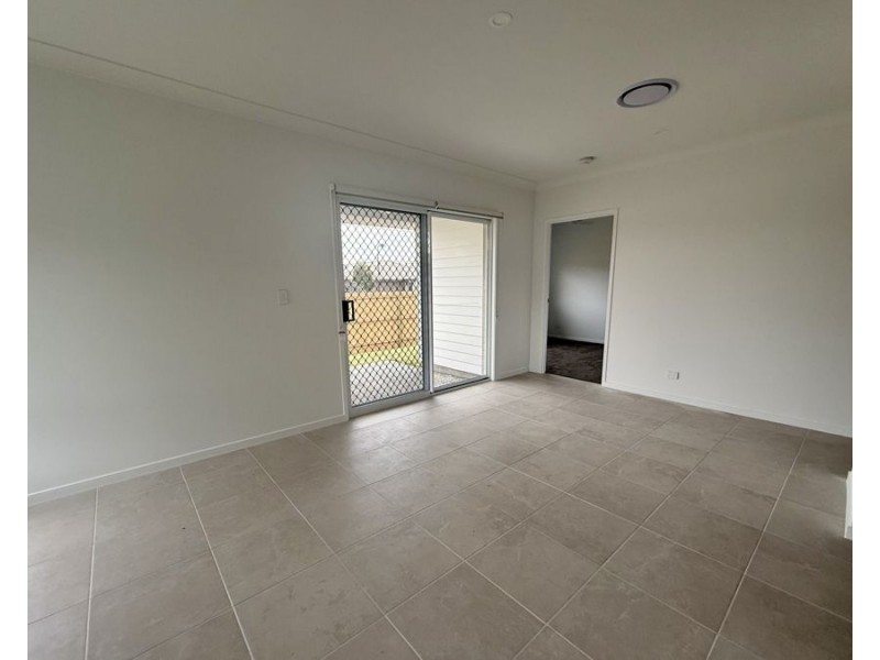 12 Cooper Drive, Collingwood Park QLD 4301