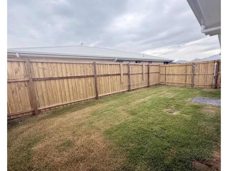 12 Cooper Drive, Collingwood Park QLD 4301