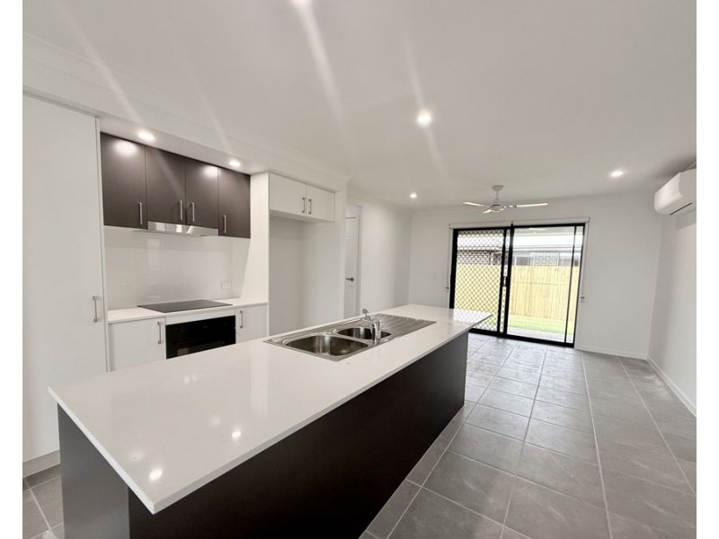 3 Cornell Street, Collingwood Park QLD 4301