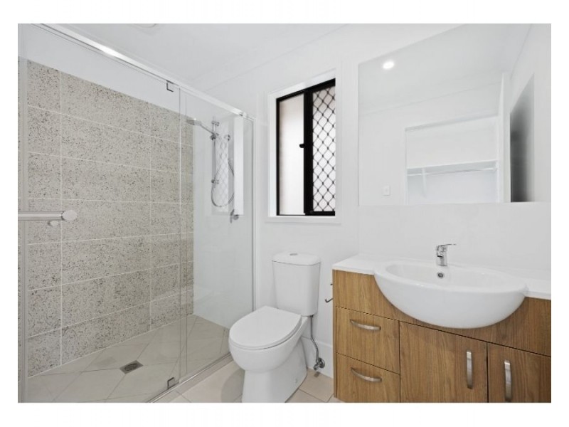 1/37 Royal St, Park Ridge QLD 4125