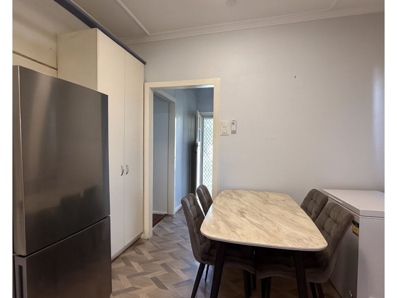 14 Idolwood Street, Eastern Heights QLD 4305