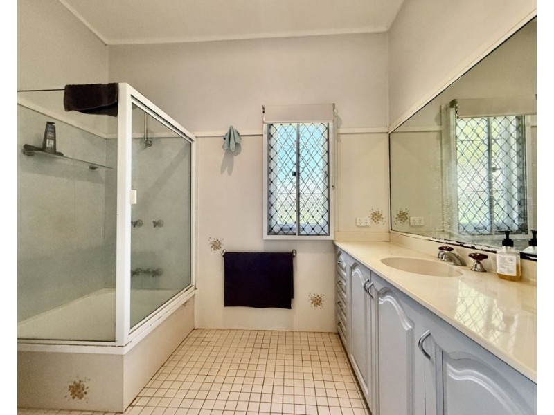 14 Idolwood Street, Eastern Heights QLD 4305