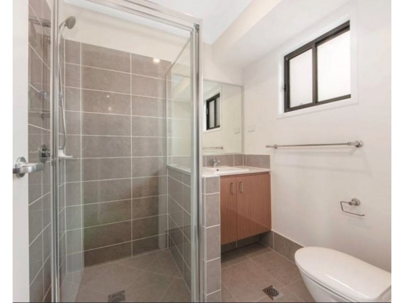 1/34 Finley St, Gleneagle QLD 4285