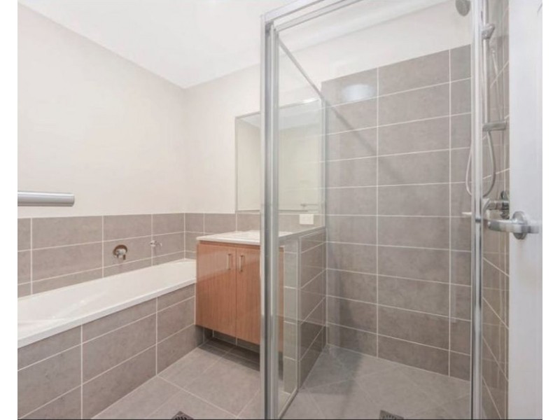 1/34 Finley St, Gleneagle QLD 4285