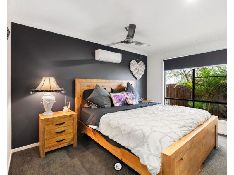 42 Granite St, Yarrabilba QLD 4207