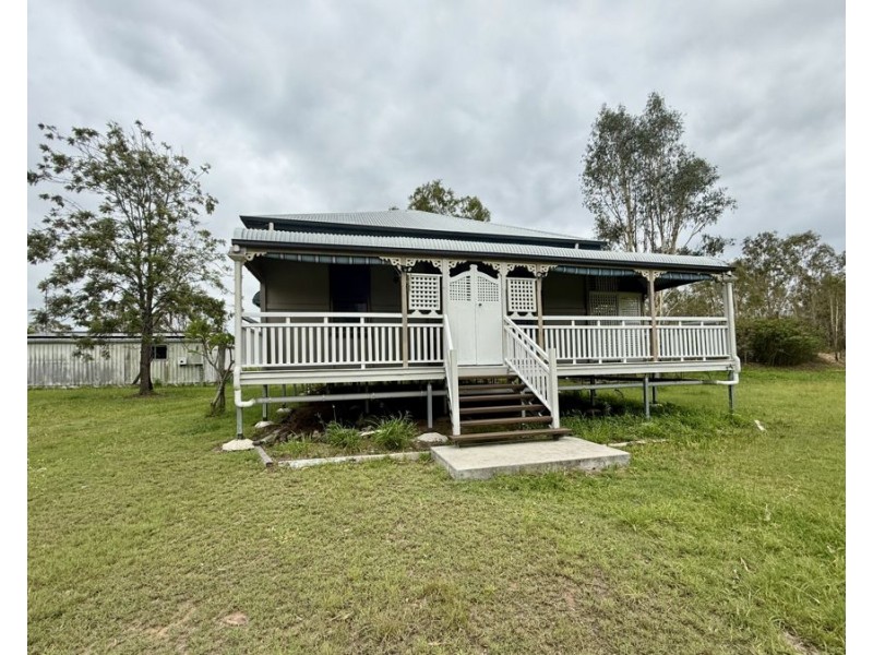 9 Topaz Crs, Lockyer Waters QLD 4311