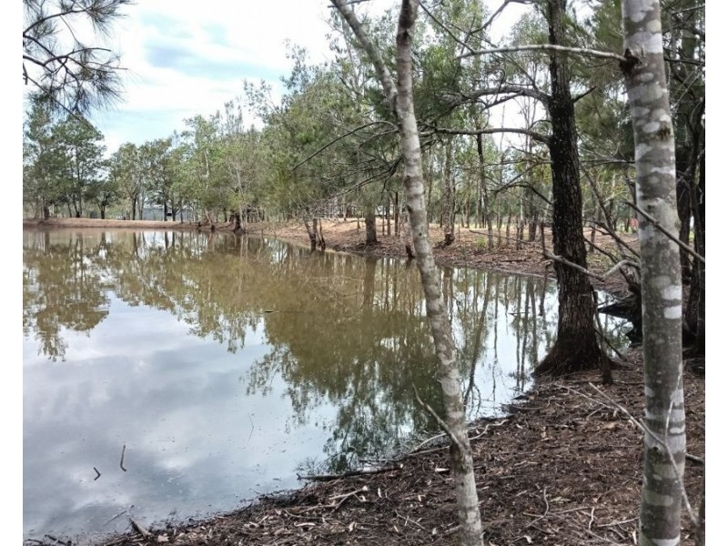 9 Topaz Crs, Lockyer Waters QLD 4311