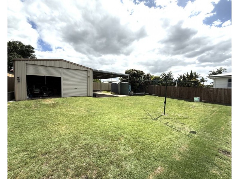 22 Trumpy Street, Silkstone QLD 4304