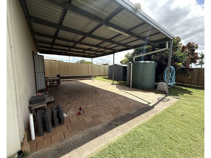 22 Trumpy Street, Silkstone QLD 4304