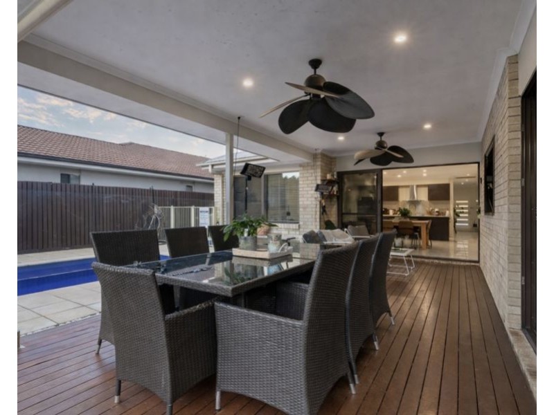 54 Cornelius Drive, Augustine Heights QLD 4300