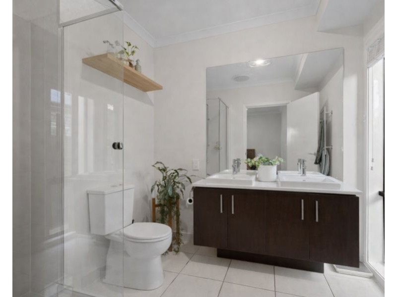 54 Cornelius Drive, Augustine Heights QLD 4300